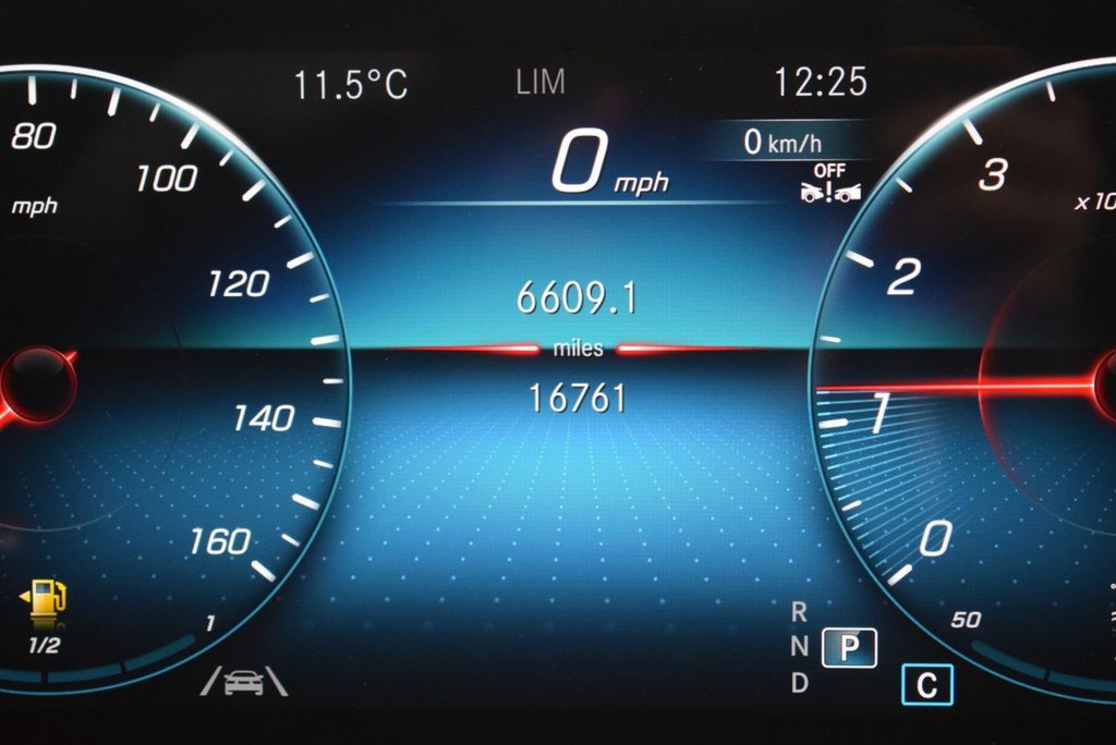 Used Mercedes-Benz CLA 2022 for sale - 76962108: Photo 32