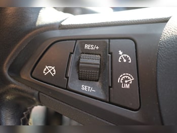 Used Vauxhall Corsa 2019 for sale - 76039603: Photo 2