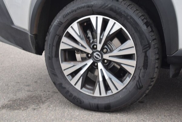 Used Nissan X-Trail 2024 for sale - 75642257: Photo 8