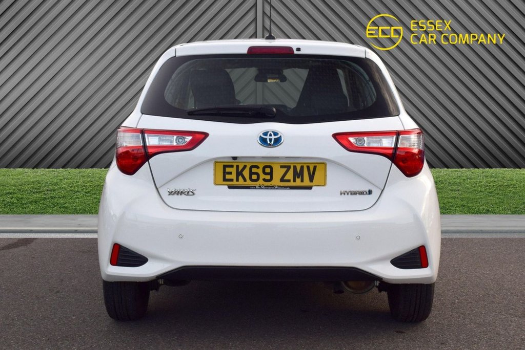 Used Toyota Yaris 2019 for sale - 76496796: Photo 11