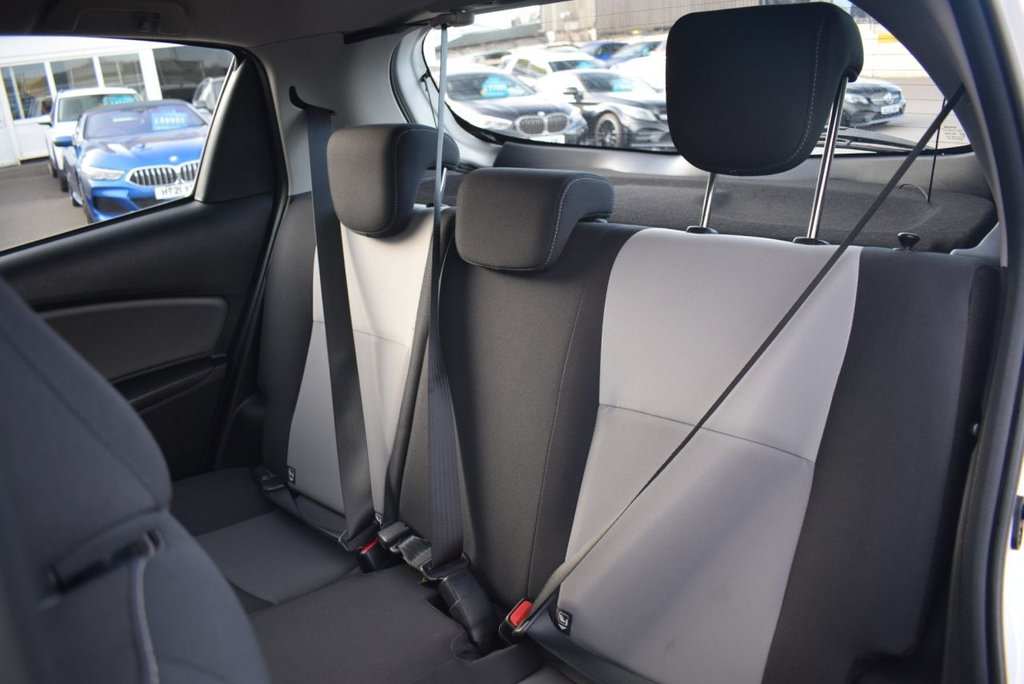 Used Toyota Yaris 2019 for sale - 76496796: Photo 19