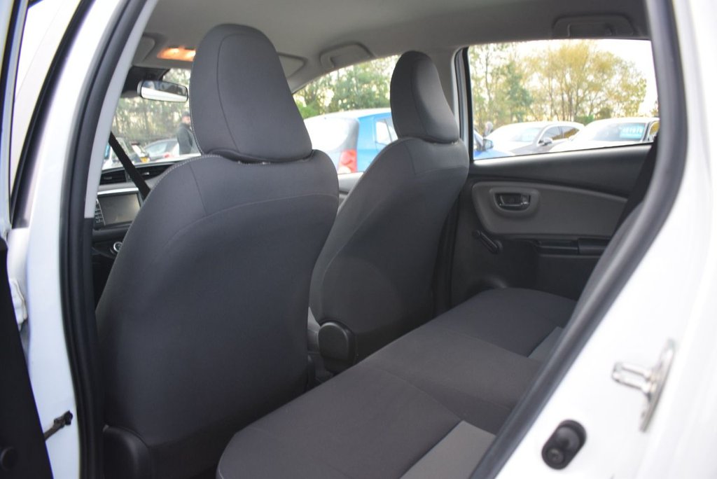 Used Toyota Yaris 2019 for sale - 76496796: Photo 20