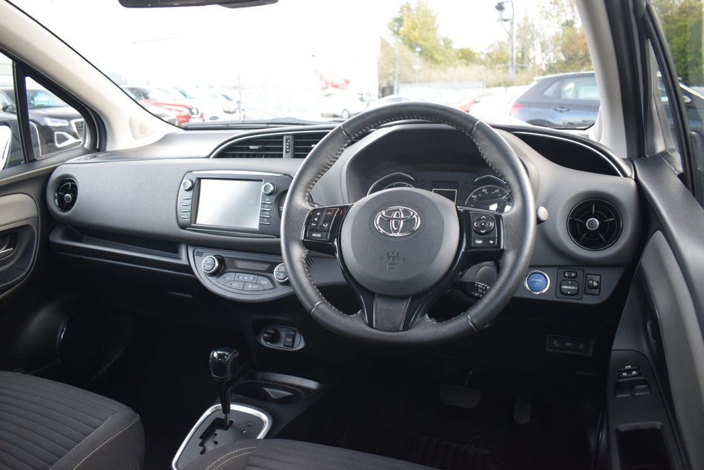 Used Toyota Yaris 2019 for sale - 76496796: Photo 3