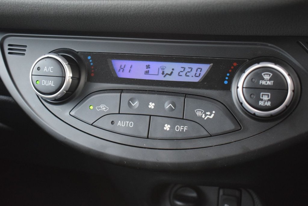 Used Toyota Yaris 2019 for sale - 76496796: Photo 31