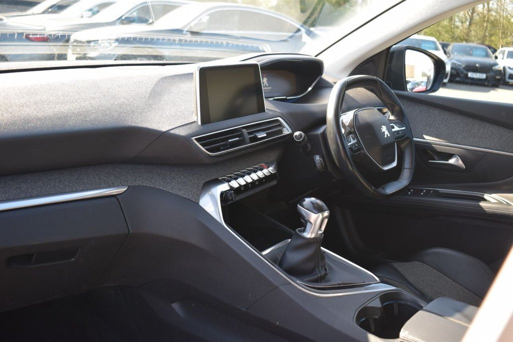 Used Peugeot 3008 2018 for sale - 78030020: Photo 16