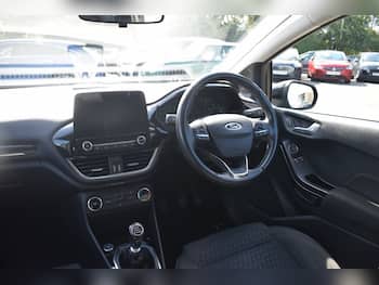 Used Ford Fiesta 2017 for sale - 79709176: Photo
