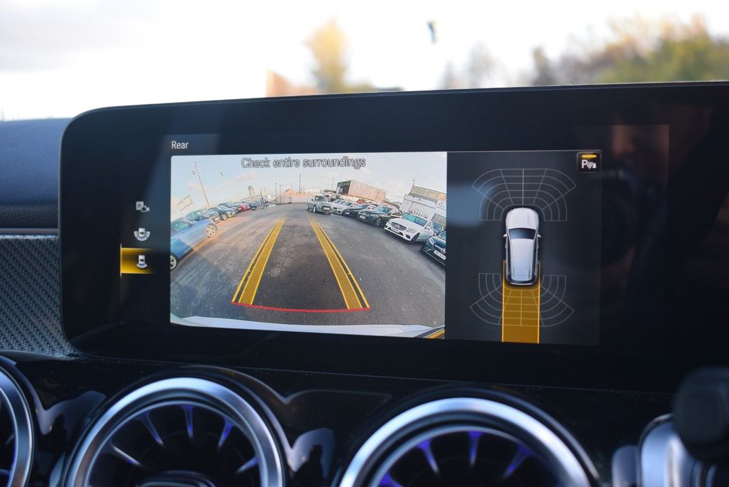 Used Mercedes-Benz GLB 2022 for sale - 76923573: Photo 4