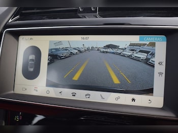 Used Jaguar F-Pace 2020 for sale - 75527745: Photo