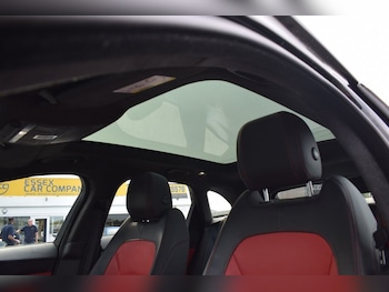 Used Jaguar F-Pace 2020 for sale - 75527745: Photo