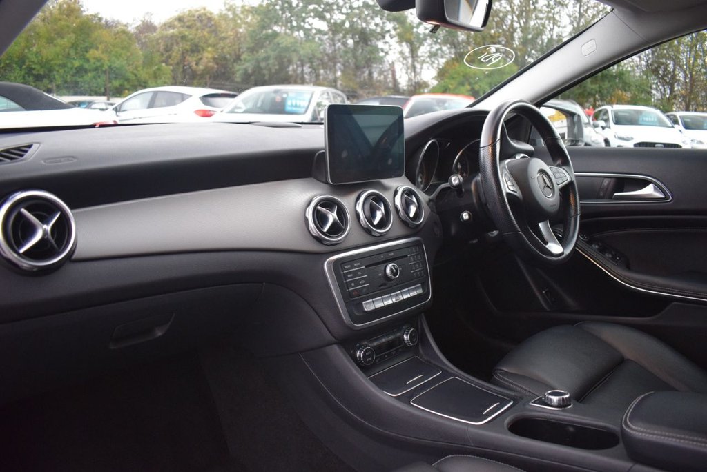 Used Mercedes-Benz GLA 2018 for sale - 76510286: Photo 18