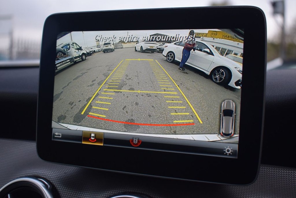 Used Mercedes-Benz GLA 2018 for sale - 76510286: Photo 2