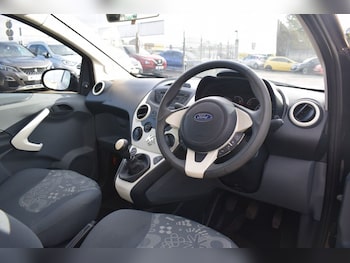 Used Ford Ka 2015 for sale - 76570004: Photo