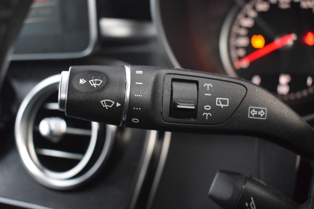 Used Mercedes-Benz GLC 2016 for sale - 77394723: Photo 25