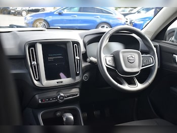 Used Volvo XC40 2021 for sale - 79618894: Photo