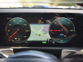 Used Mercedes-Benz EQB 2023 for sale - 79221870: Photo