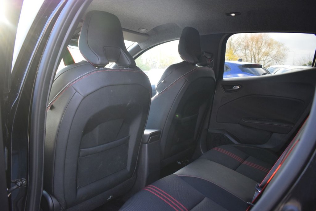 Used Renault Clio 2023 for sale - 76950486: Photo 16