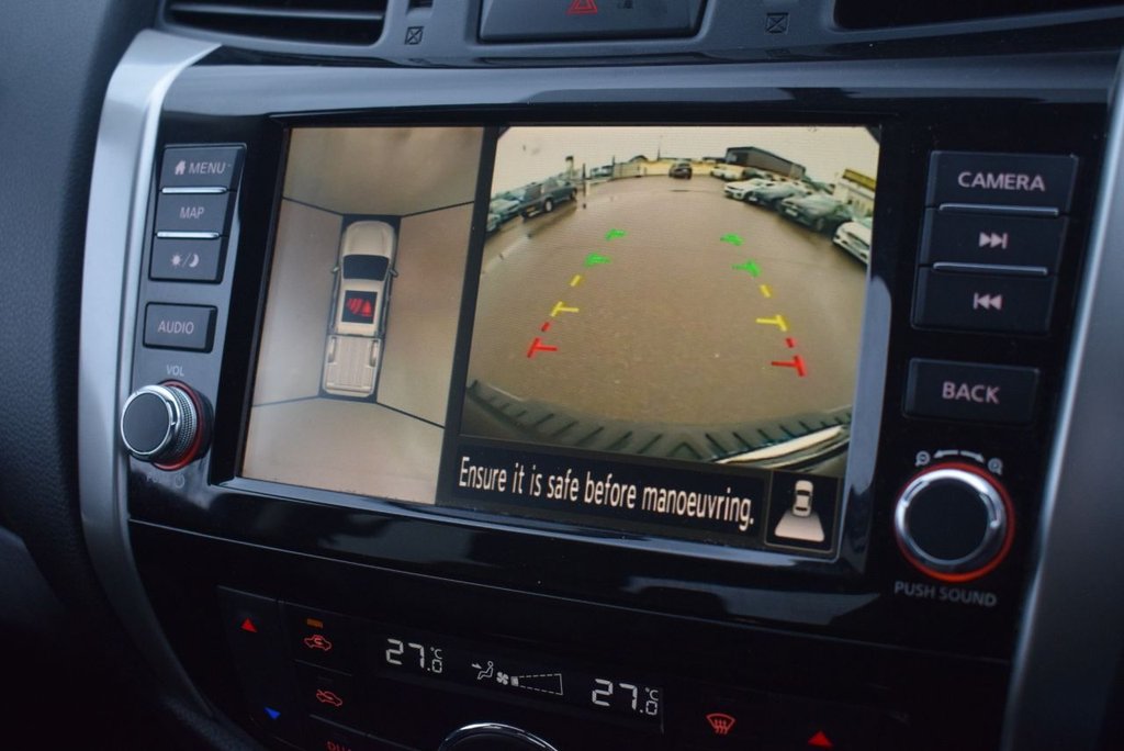 Used Nissan Navara 2020 for sale - 77171827: Photo 2