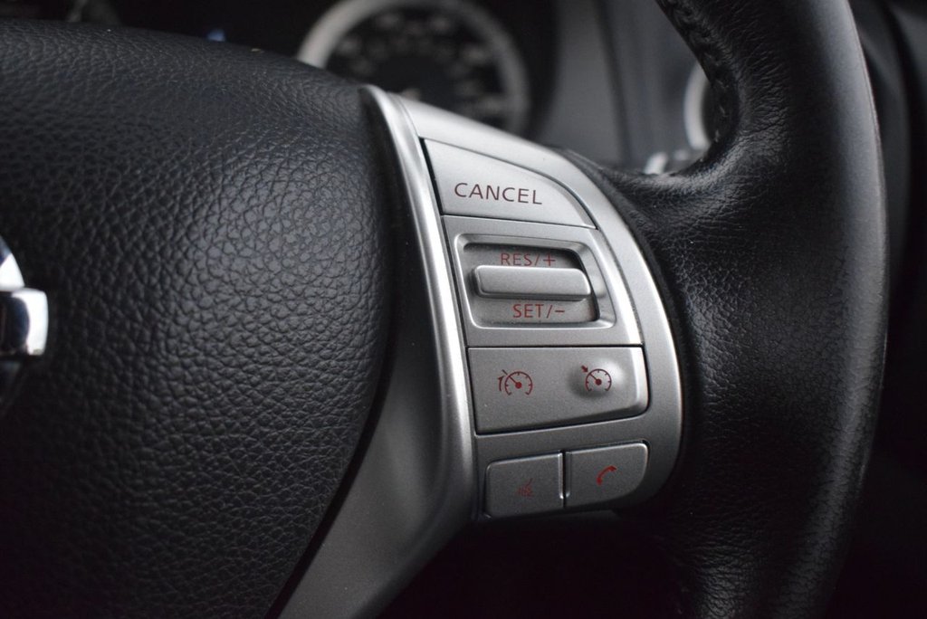 Used Nissan Navara 2020 for sale - 77171827: Photo 24