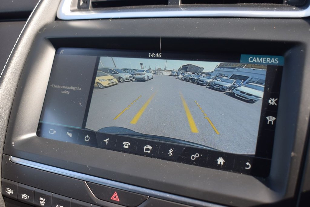 Used Jaguar E-Pace 2018 for sale - 76867531: Photo 4