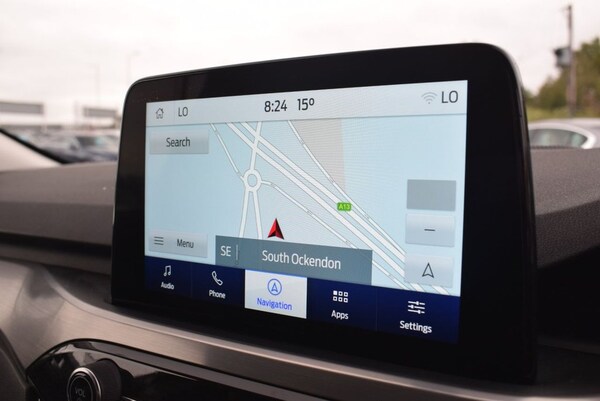 Used Ford Kuga 2022 for sale - 75642252: Photo 2