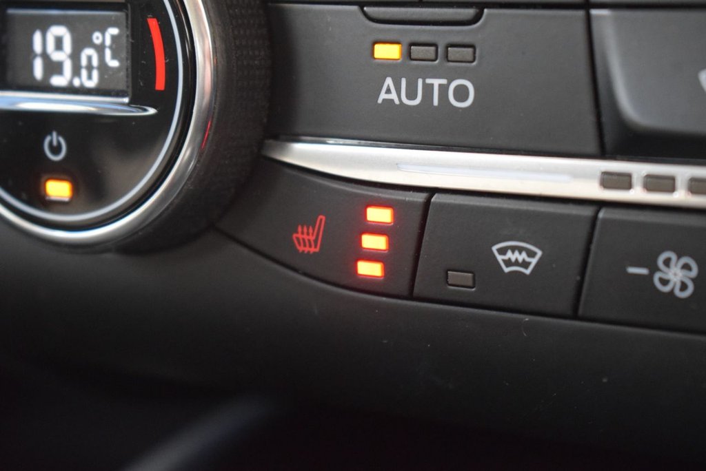 Used Ford Focus 2020 for sale - 77835617: Photo 3