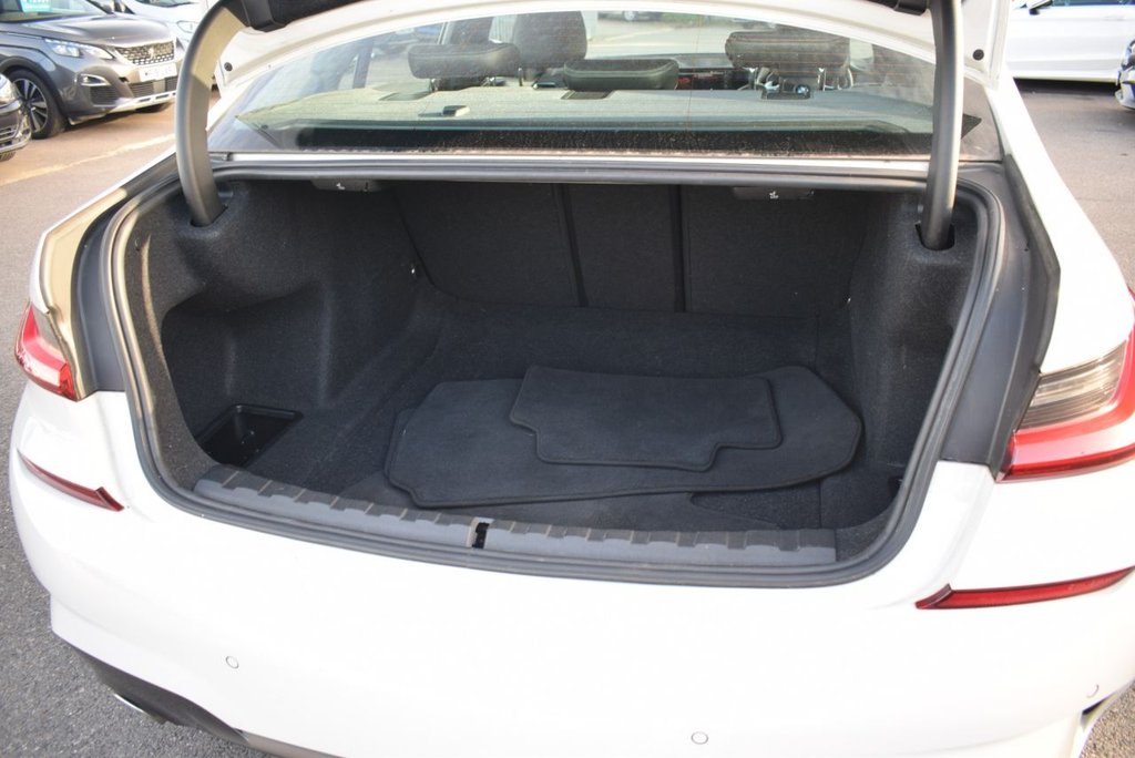 Used BMW 3 Series 2020 for sale - 76582504: Photo 13