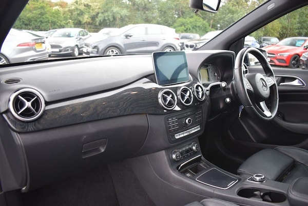 Used Mercedes-Benz B-Class 2018 for sale - 75642299: Photo 16