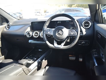 Used Mercedes-Benz GLA 2022 for sale - 79517954: Photo