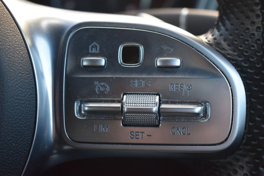 Used Mercedes-Benz C Class 2020 for sale - 76821108: Photo 24