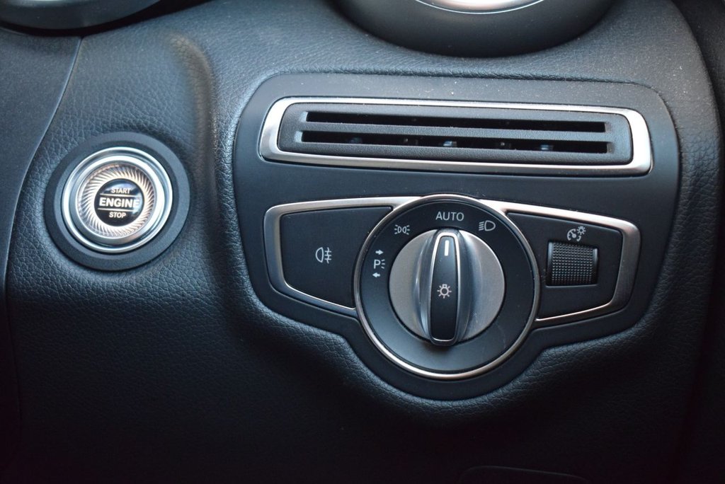 Used Mercedes-Benz C Class 2020 for sale - 76821108: Photo 27