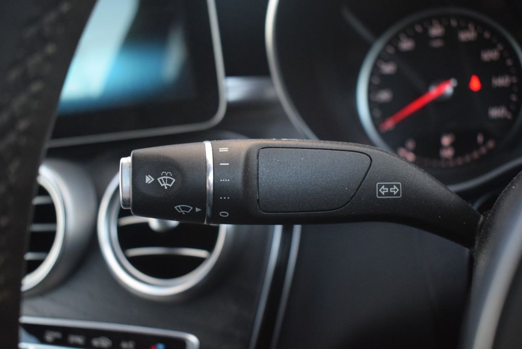 Used Mercedes-Benz C Class 2020 for sale - 76821108: Photo 31