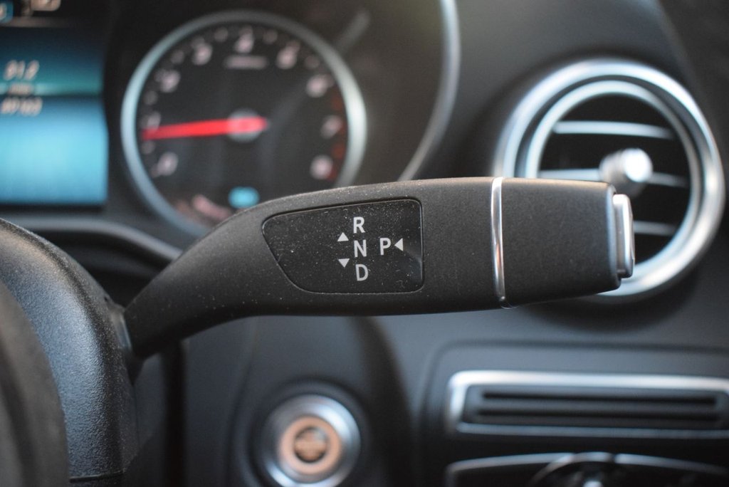 Used Mercedes-Benz C Class 2020 for sale - 76821108: Photo 32