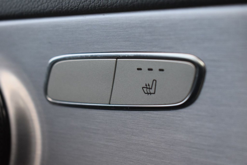 Used Mercedes-Benz C Class 2020 for sale - 76821108: Photo 4