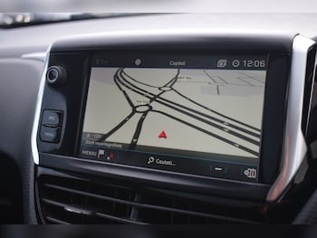 Used Peugeot 2008 2019 for sale - 77059589: Photo