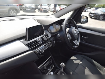 Used BMW 2 Series 2020 for sale - 79450115: Photo