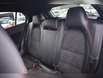 Used Mercedes-Benz GLA 2019 for sale - 78657859: Photo