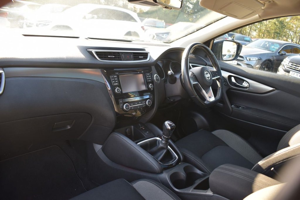 Used Nissan Qashqai 2018 for sale - 76376332: Photo 13