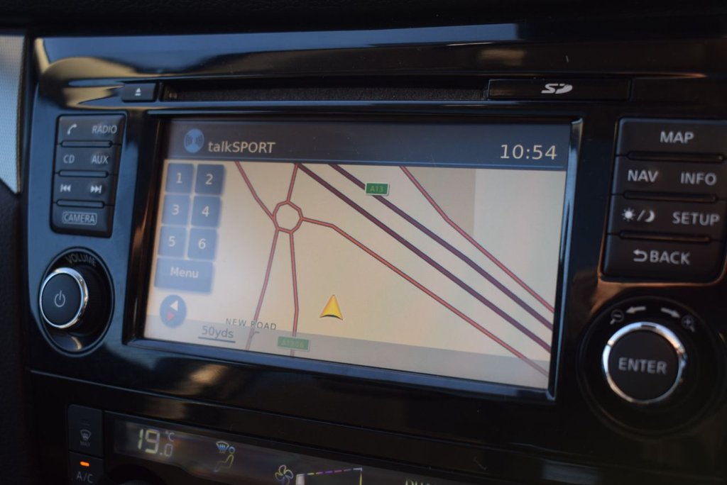 Used Nissan Qashqai 2018 for sale - 76376332: Photo 2