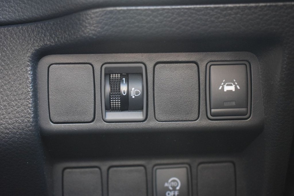 Used Nissan Qashqai 2018 for sale - 76376332: Photo 25