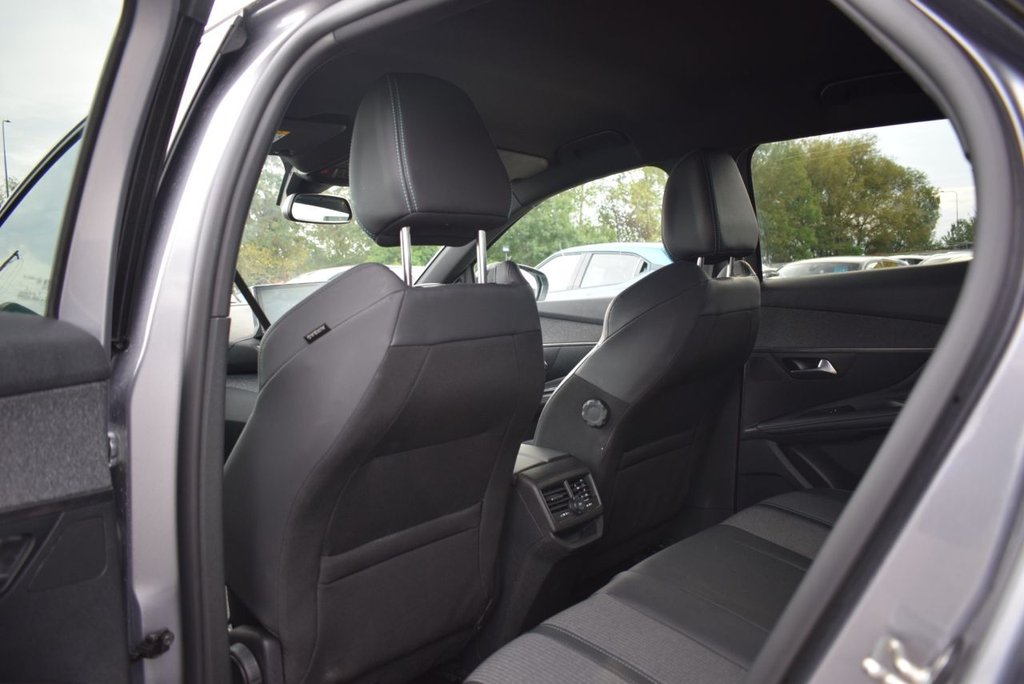 Used Peugeot 3008 2023 for sale - 76163576: Photo 23