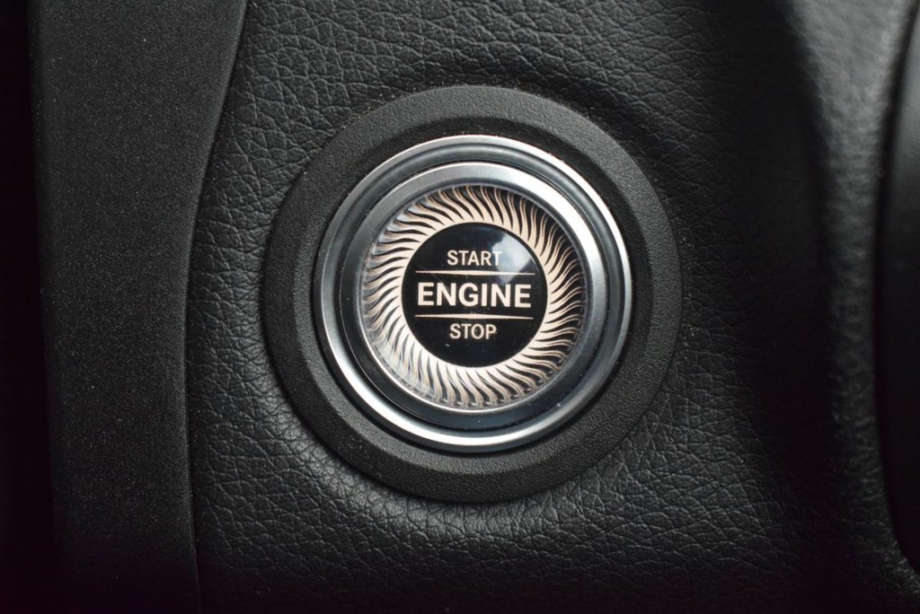 Used Mercedes-Benz C Class 2018 for sale - 76509457: Photo 26