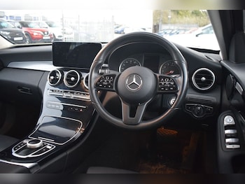 Used Mercedes-Benz C Class 2018 for sale - 76509457: Photo