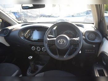 Used Toyota Aygo X 2022 for sale - 78030045: Photo