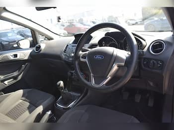 Used Ford Fiesta 2016 for sale - 79708211: Photo