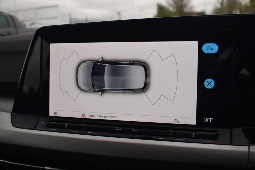 Used Volkswagen Golf 2020 for sale - 78110598: Photo 2