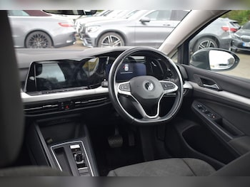 Used Volkswagen Golf 2020 for sale - 78110598: Photo