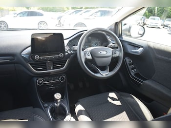 Used Ford Puma 2024 for sale - 79046337: Photo