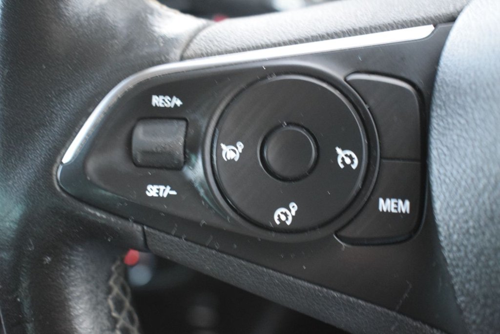 Used Vauxhall Crossland 2021 for sale - 76724707: Photo 3