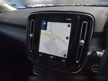 Used Volvo XC40 2022 for sale - 79196751: Photo