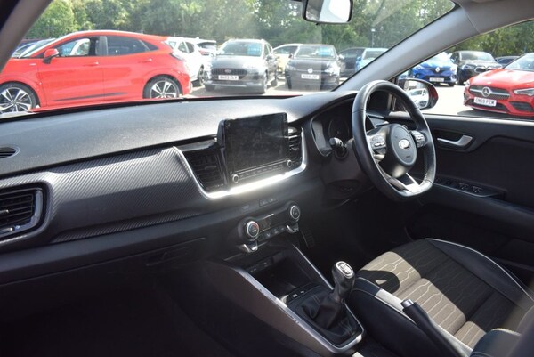 Used Kia Stonic 2021 for sale - 75585282: Photo 12